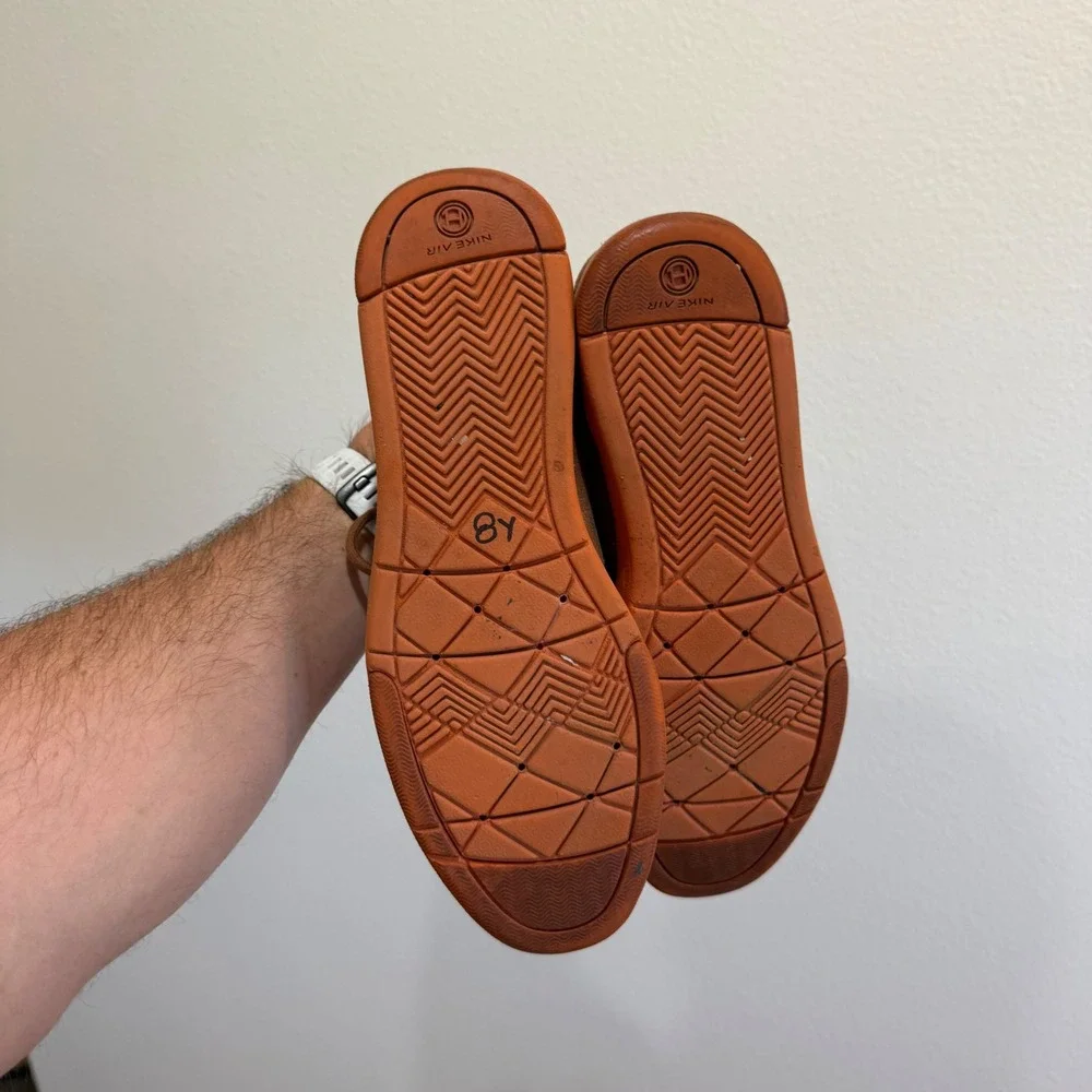 Cole Haan Nike Air Giraldo Wingtip Brown Suede Orange Sole Mens 8.5 M C10043